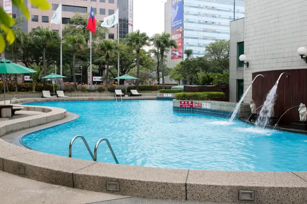 台灣泳池飯店