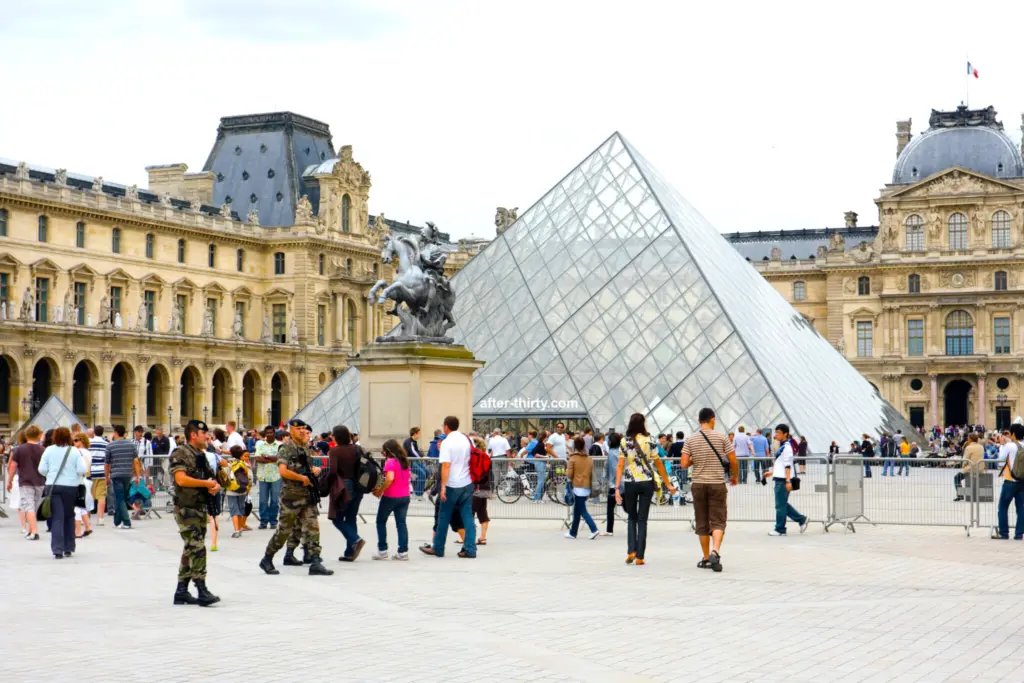 羅浮宮博物館 Louvre Museum